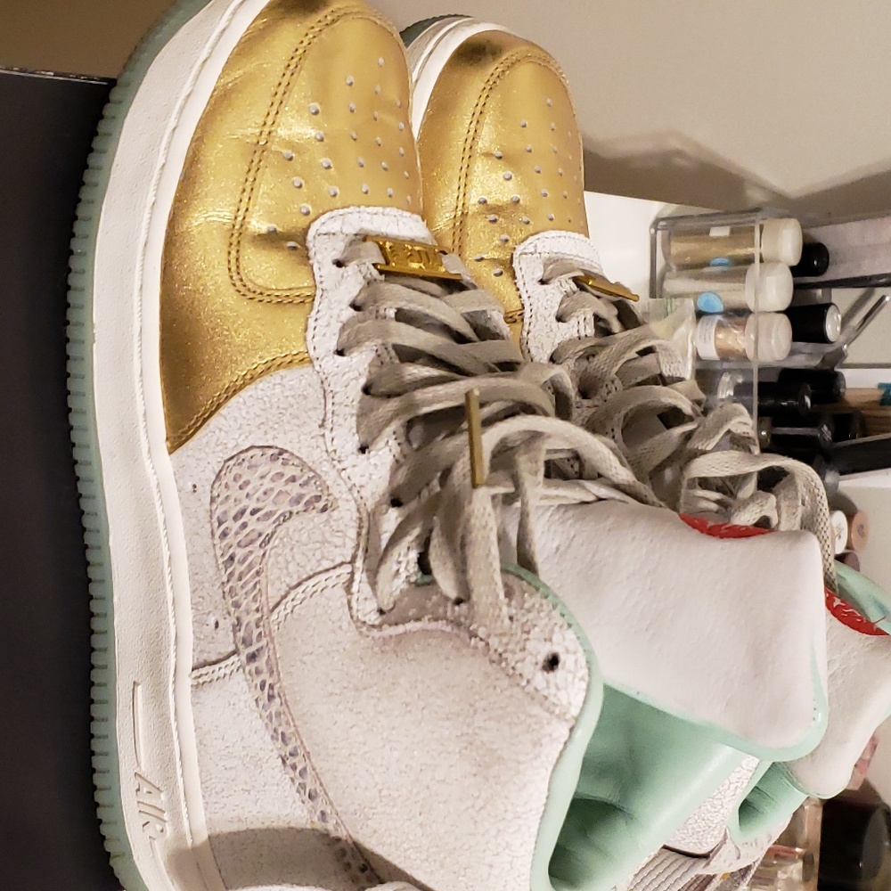 Nike WMNS Air Force 1 SZ 6
